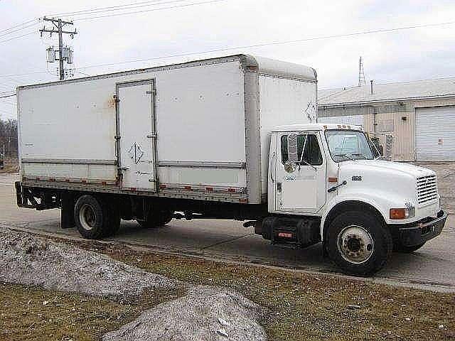 1997 INTERNATIONAL 4700 Burr Ridge Illinois Photo #0120865A