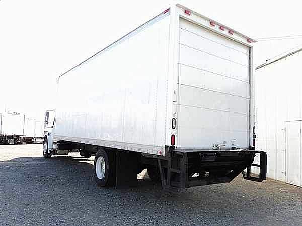 2005 FREIGHTLINER BUSINESS CLASS M2 106 Seattle Washington Photo #0120957A