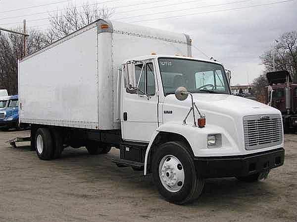 2004 FREIGHTLINER FL70 Warwick Rhode Island Photo #0120995A