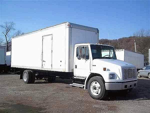 2004 FREIGHTLINER FL70 Pittsburgh Pennsylvania Photo #0121107A