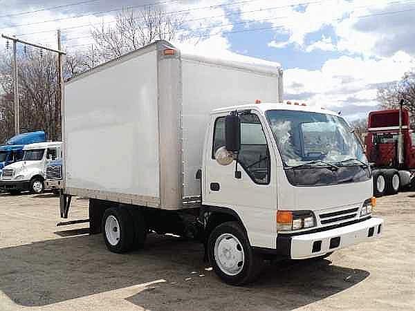 2005 ISUZU NQR Warwick Rhode Island Photo #0121140A