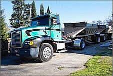 1995 FREIGHTLINER FLD12064T Tulare California Photo #0121290A