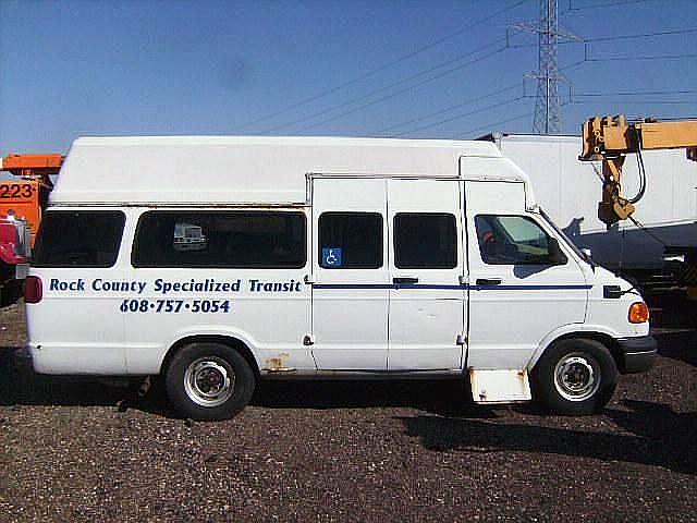 1999 DODGE B3500 Rockford Illinois Photo #0121545A