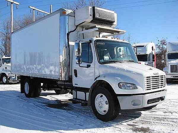 2006 FREIGHTLINER BUSINESS CLASS M2 106 Warwick Rhode Island Photo #0122912A