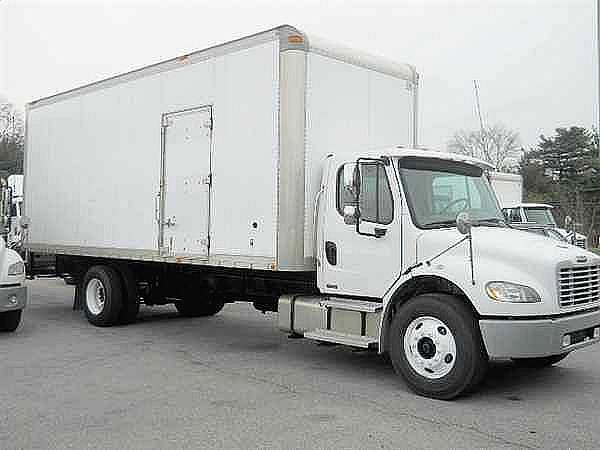 2005 FREIGHTLINER BUSINESS CLASS M2 106 Allentown Pennsylvania Photo #0122932A