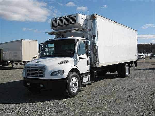 2005 FREIGHTLINER BUSINESS CLASS M2 106 North Little Rock Arkansas Photo #0122961A