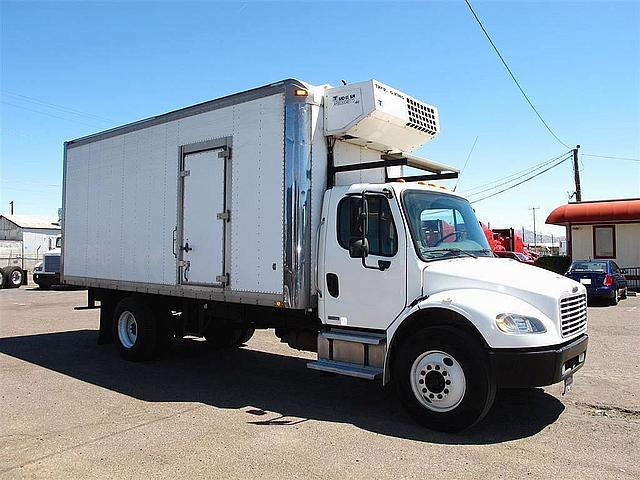 2004 FREIGHTLINER BUSINESS CLASS M2 106 Phoenix Arizona Photo #0123090A