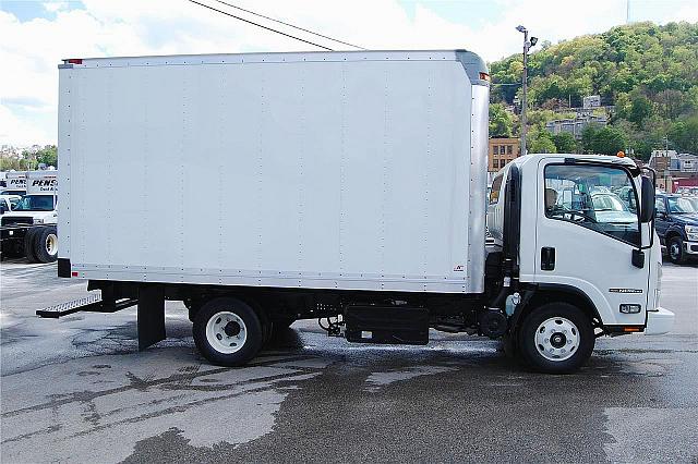 2011 ISUZU NPR HD Pittsburgh Pennsylvania Photo #0123129A