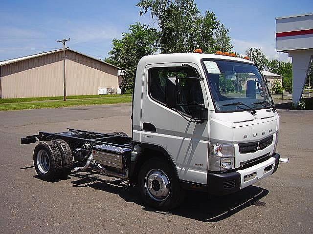 2012 MITSUBISHI FUSO CANTER FE160 Middletown Connecticut Photo #0123348A