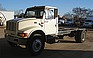 Show the detailed information for this 2000 INTERNATIONAL 4700.