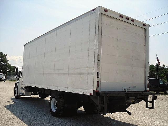 2006 FREIGHTLINER BUSINESS CLASS M2 106 Sanford Florida Photo #0124476A