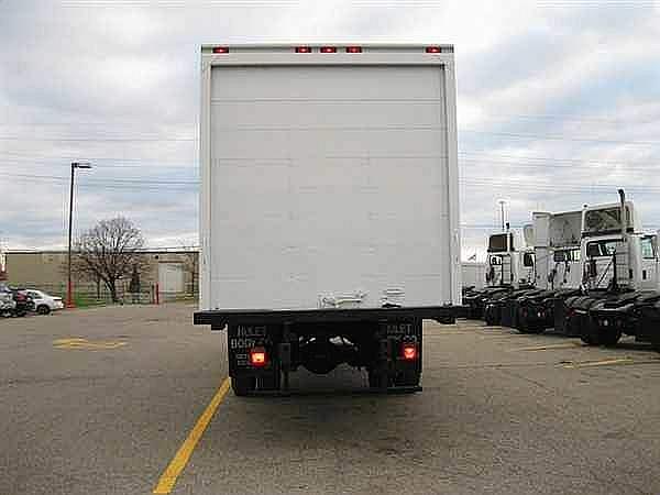 2004 FREIGHTLINER FL70 Taylor Michigan Photo #0124742A