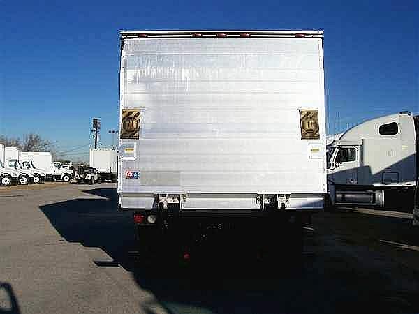 2004 FREIGHTLINER FL70 Nashville Tennessee Photo #0124750A