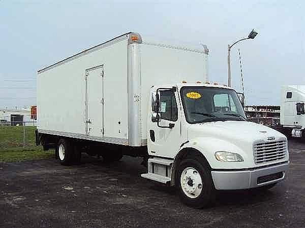 2005 FREIGHTLINER BUSINESS CLASS M2 106 West Chester Ohio Photo #0124784A