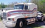 Show the detailed information for this 1993 MACK CH613.
