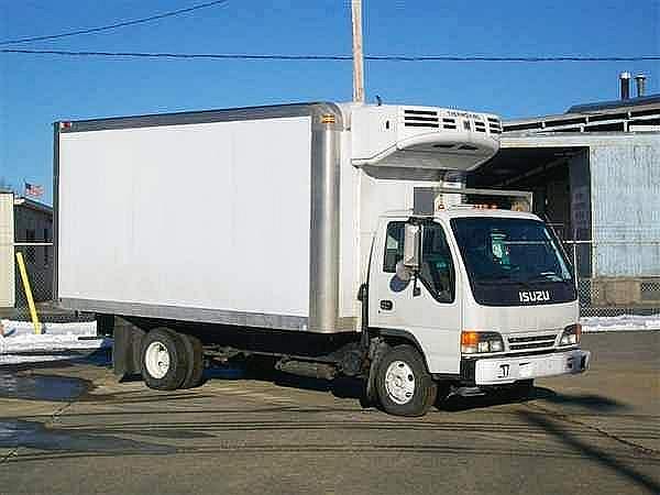 2005 ISUZU NPR Springfield Massachusetts Photo #0124860A