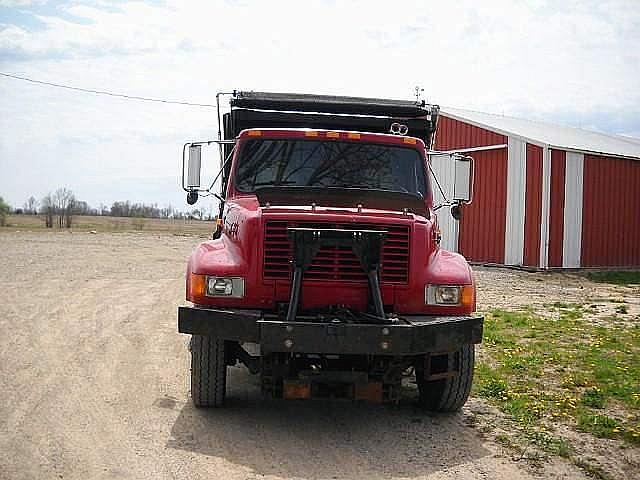 1995 INTERNATIONAL 4900 Zeeland Michigan Photo #0125031A