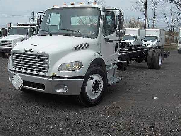 2005 FREIGHTLINER BUSINESS CLASS M2 106 Bensalem Pennsylvania Photo #0125143A