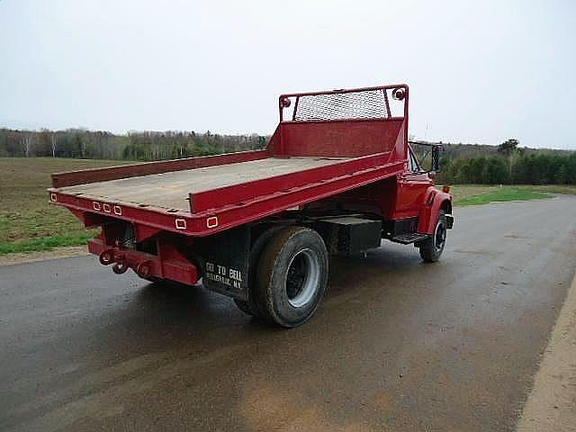 1998 FORD F700 Hatley Wisconsin Photo #0125185A