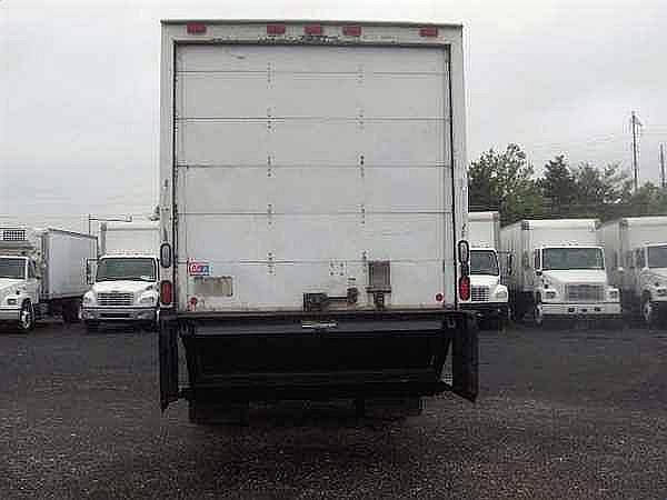 2005 FREIGHTLINER BUSINESS CLASS M2 106 Bensalem Pennsylvania Photo #0125272A