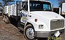 Show the detailed information for this 2001 FREIGHTLINER FL80.