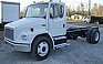 Show the detailed information for this 2001 FREIGHTLINER FL70.