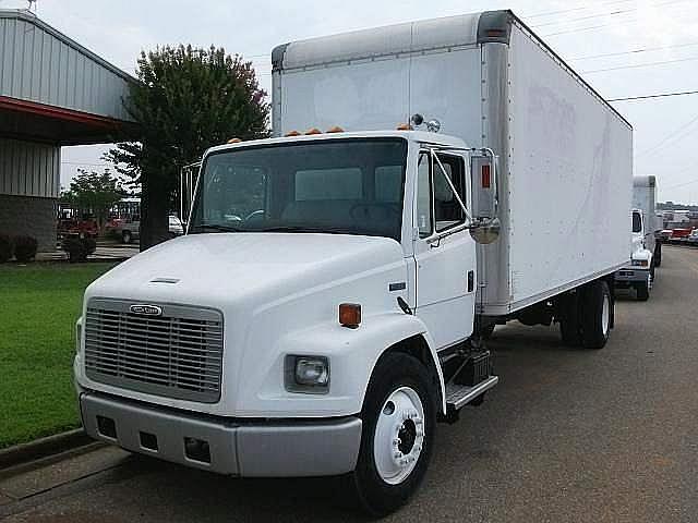 2000 FREIGHTLINER FL70 Tuscaloosa Alabama Photo #0125949A