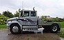 Show the detailed information for this 2000 FREIGHTLINER FL70.