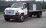 Show the detailed information for this 2004 GMC TOPKICK C7500.