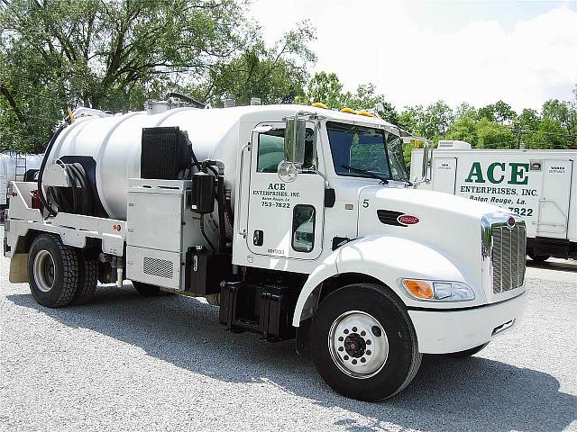 2009 PETERBILT 335 McComb Mississippi Photo #0126794A