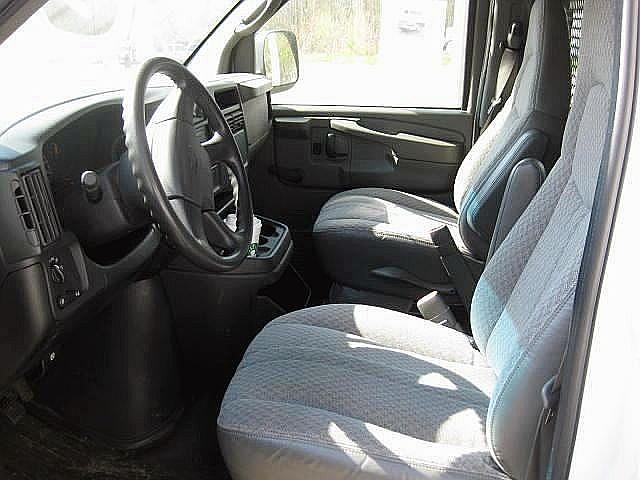 2006 CHEVROLET EXPRESS 2500 Auburn Massachusetts Photo #0127213A