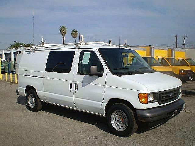 2006 FORD E150 La Puente California Photo #0127427A