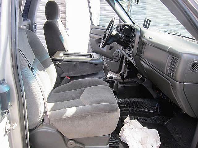 2005 GMC SIERRA 3500 Walden New York Photo #0127526A