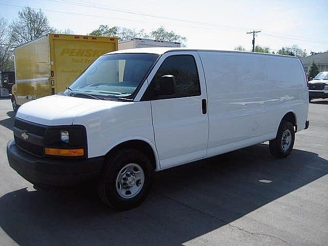 2008 CHEVROLET EXPRESS G2500 Peculiar Missouri Photo #0127540A