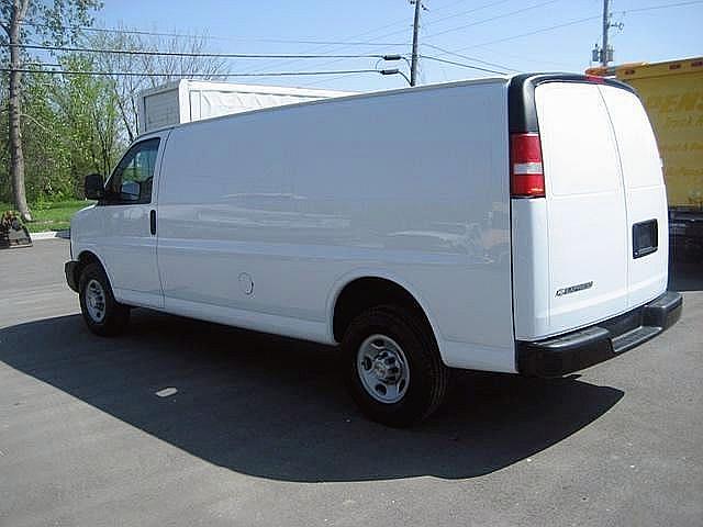 2008 CHEVROLET EXPRESS G2500 Peculiar Missouri Photo #0127540A