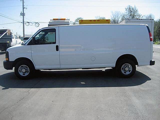 2008 CHEVROLET EXPRESS G2500 Peculiar Missouri Photo #0127540A