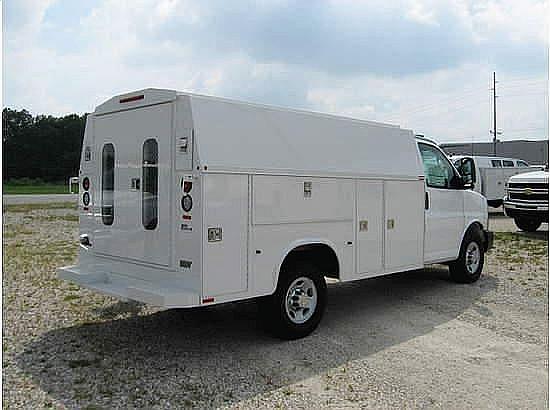 2010 CHEVROLET EXPRESS G3500 Jasper Indiana Photo #0127944A