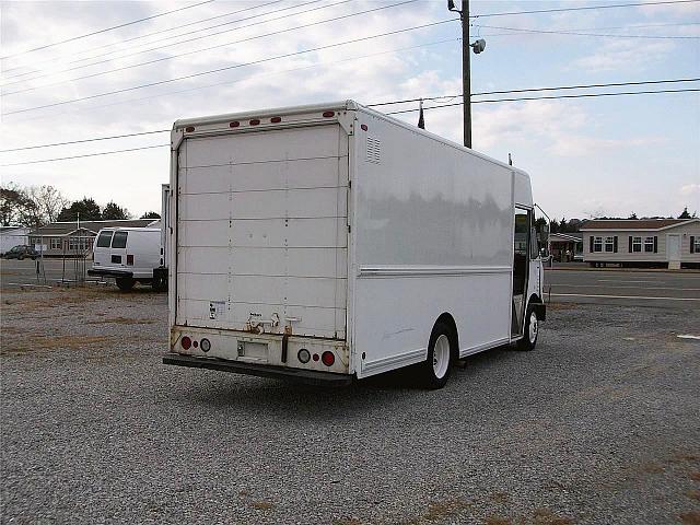 2002 FREIGHTLINER MT45 Madisonville Tennessee Photo #0127988A