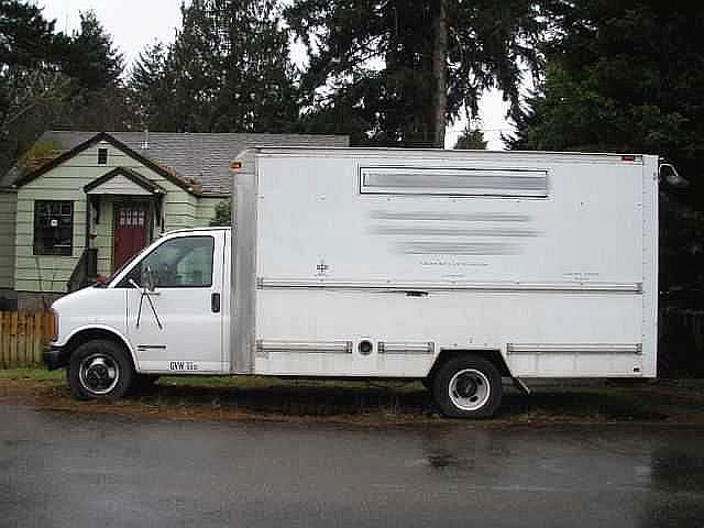 2001 GMC SAVANA G3500 Puyallup Washington Photo #0128281A