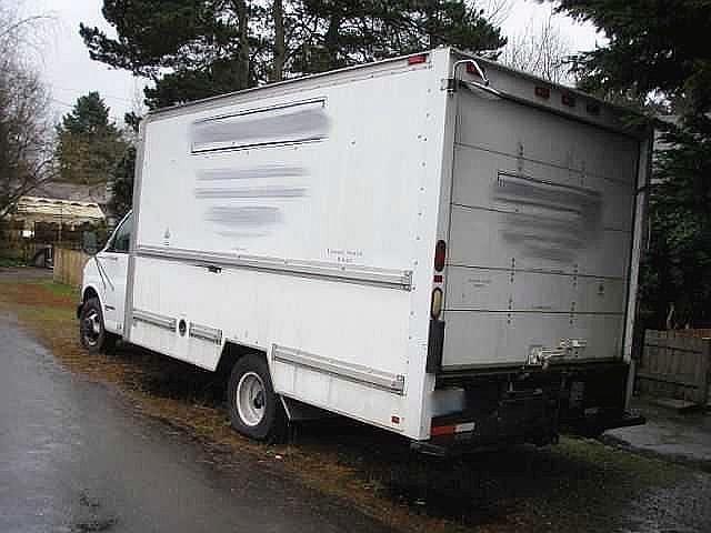 2001 GMC SAVANA G3500 Puyallup Washington Photo #0128281A