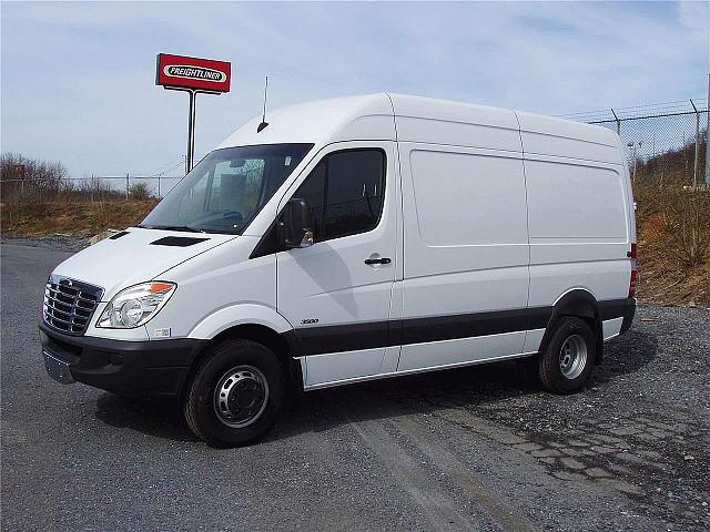 2011 FREIGHTLINER SPRINTER C3500SHC Harrisburg Pennsylvania Photo #0128289A