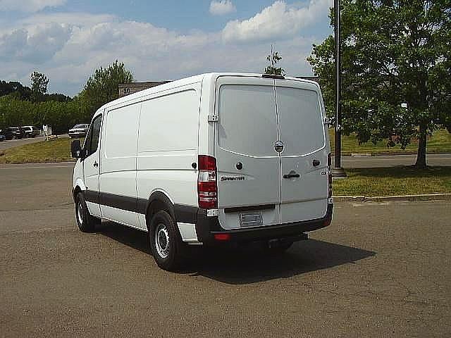 2011 FREIGHTLINER SPRINTER 2500 Branford Connecticut Photo #0128435A