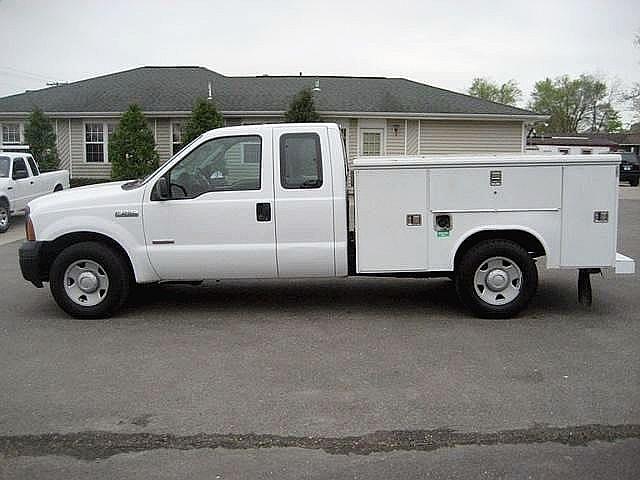 2006 FORD F250 XL Peculiar Missouri Photo #0128466A