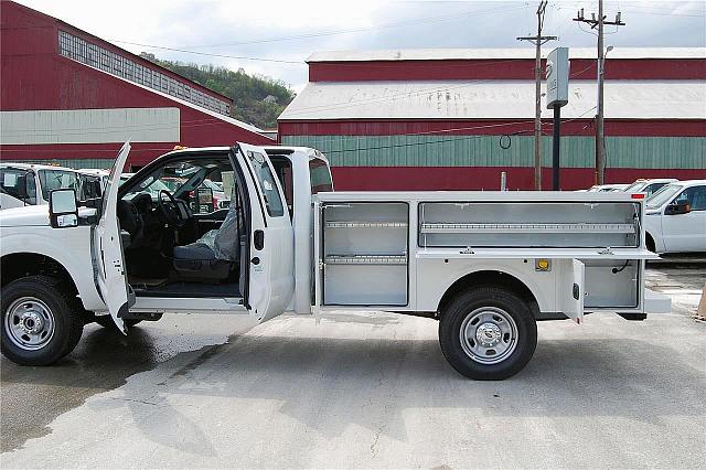 2011 FORD F350 Pittsburgh Pennsylvania Photo #0128591A