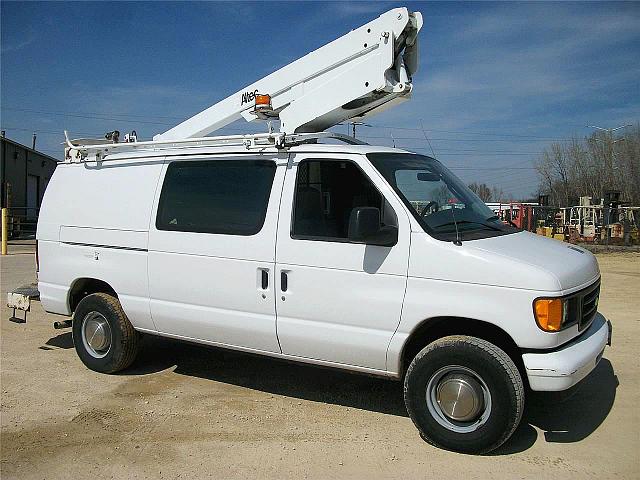 2003 FORD E350 Rockford Illinois Photo #0129408A