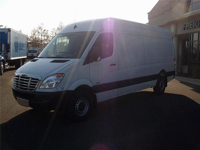 2011 FREIGHTLINER SPRINTER C2500SHC EAST HARTFORD Connecticut Photo #0129480A