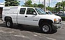 Show the detailed information for this 2004 GMC 2500HD.