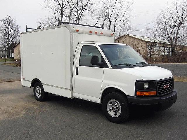 2005 GMC SAVANA G3500 Middletown Connecticut Photo #0129970A