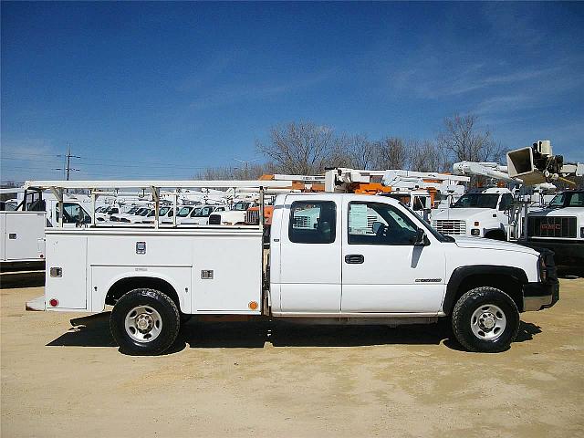 2004 CHEVROLET 2500HD Rockford Illinois Photo #0130278A