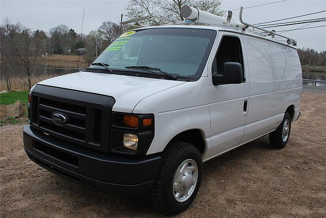 2008 FORD E150 Branford Connecticut Photo #0130413A